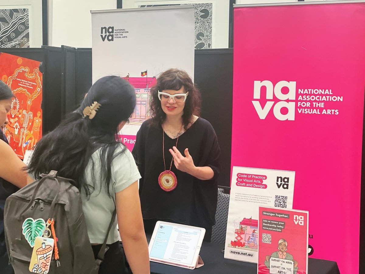 NAVA Executive Director Penelope Benton talks to artists and arts workers about the Code of Practice for Visual Arts, Craft and Design at the Cairns Indigenous Art Fair (CIAF) 2023. Photo by Alex Clapham.